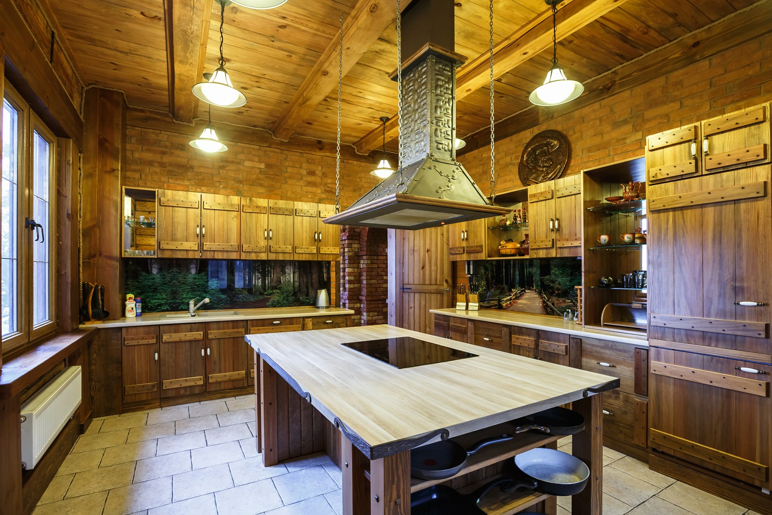 Brown Kitchen Cabinets Are Back: The Warm Wood Trend Taking Over American Homes