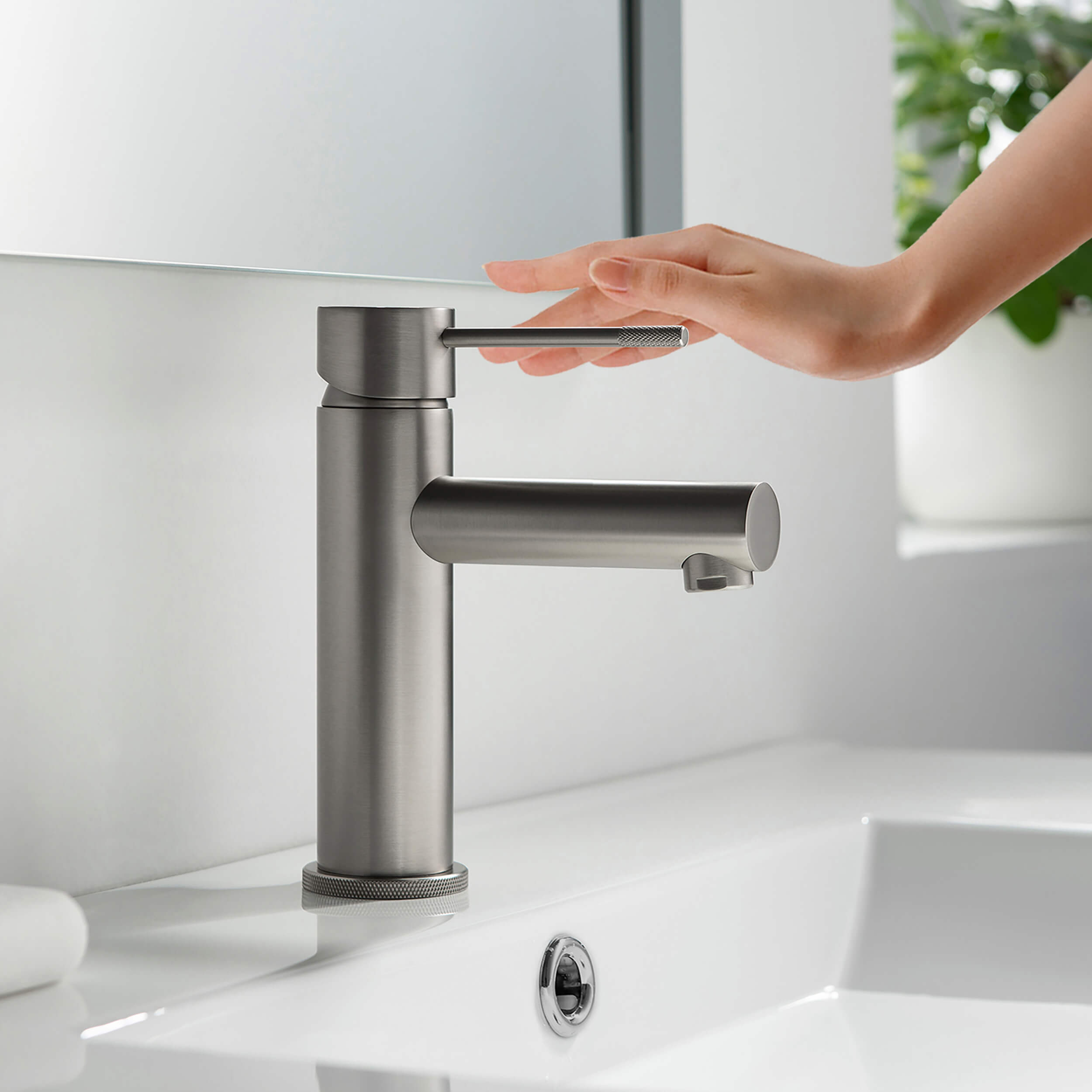 Verona Single Handle Bathroom Vanity Sink Faucet with Pop Up Drain - CBF-1010