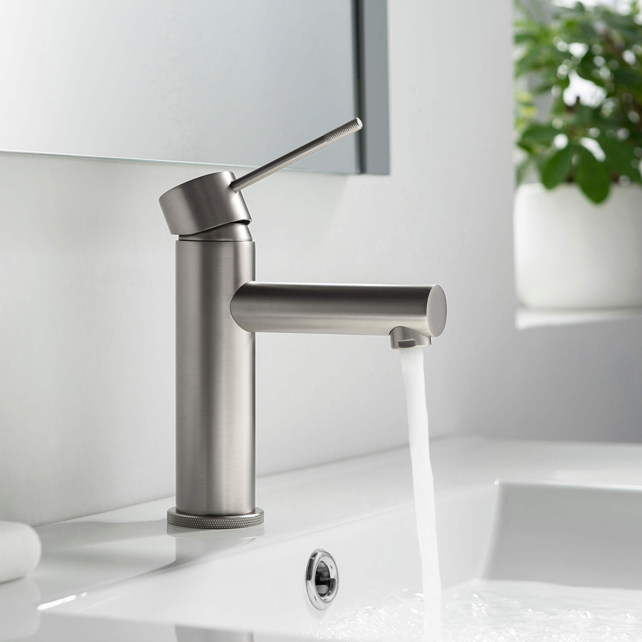 Verona Single Handle Bathroom Vanity Sink Faucet with Pop Up Drain - CBF-1010