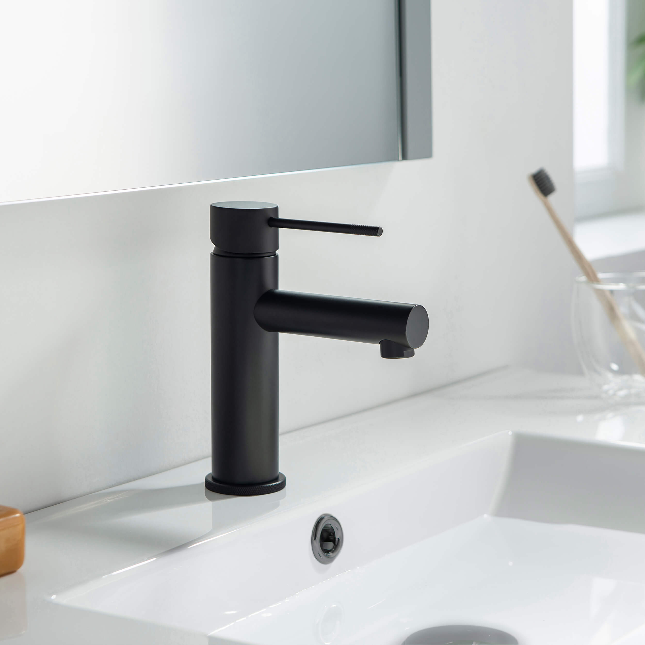 Verona Single Handle Bathroom Vanity Sink Faucet with Pop Up Drain - CBF-1010