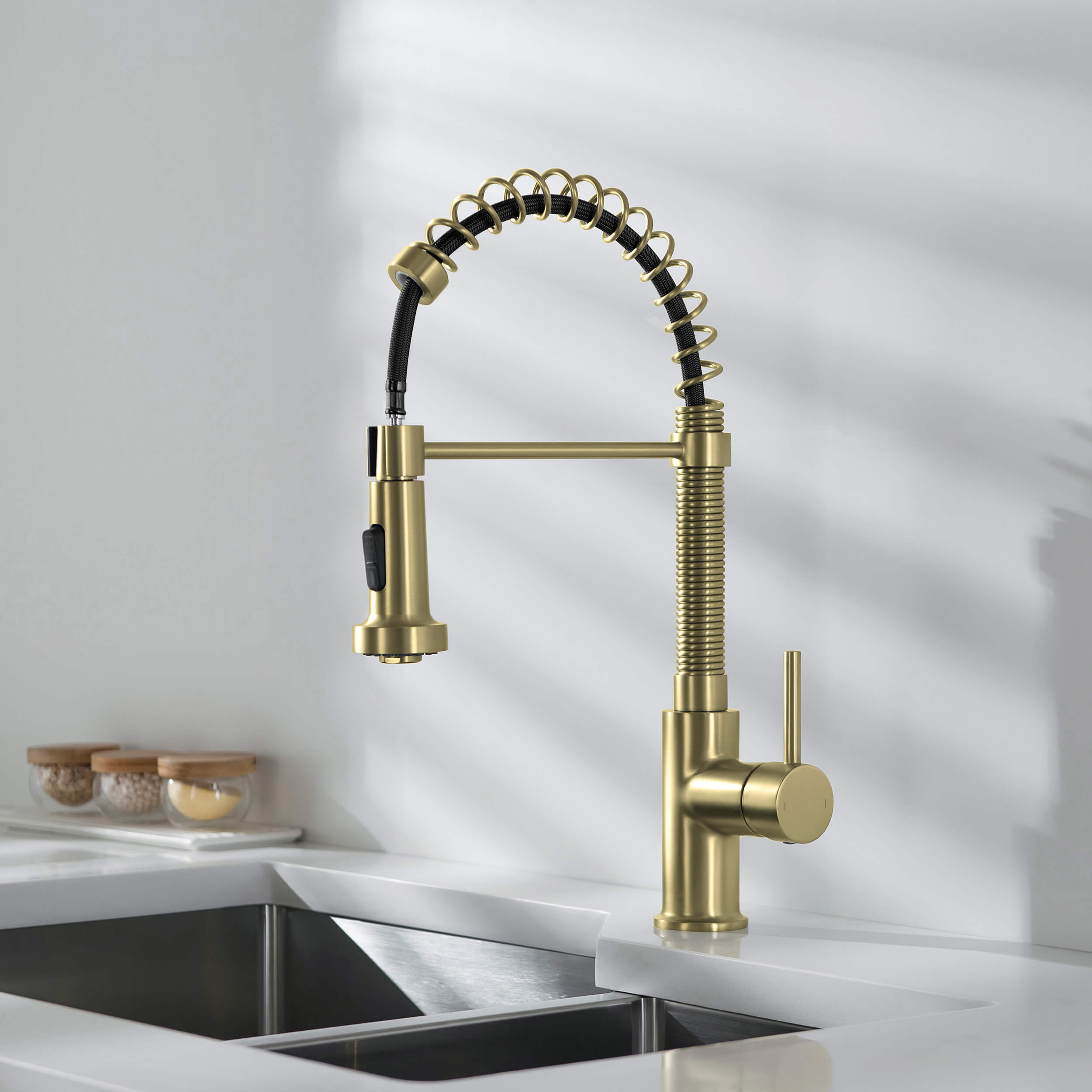 Genova Commercial Style Single Handle Pull Down Kitchen Sink Faucet - CKF-2003