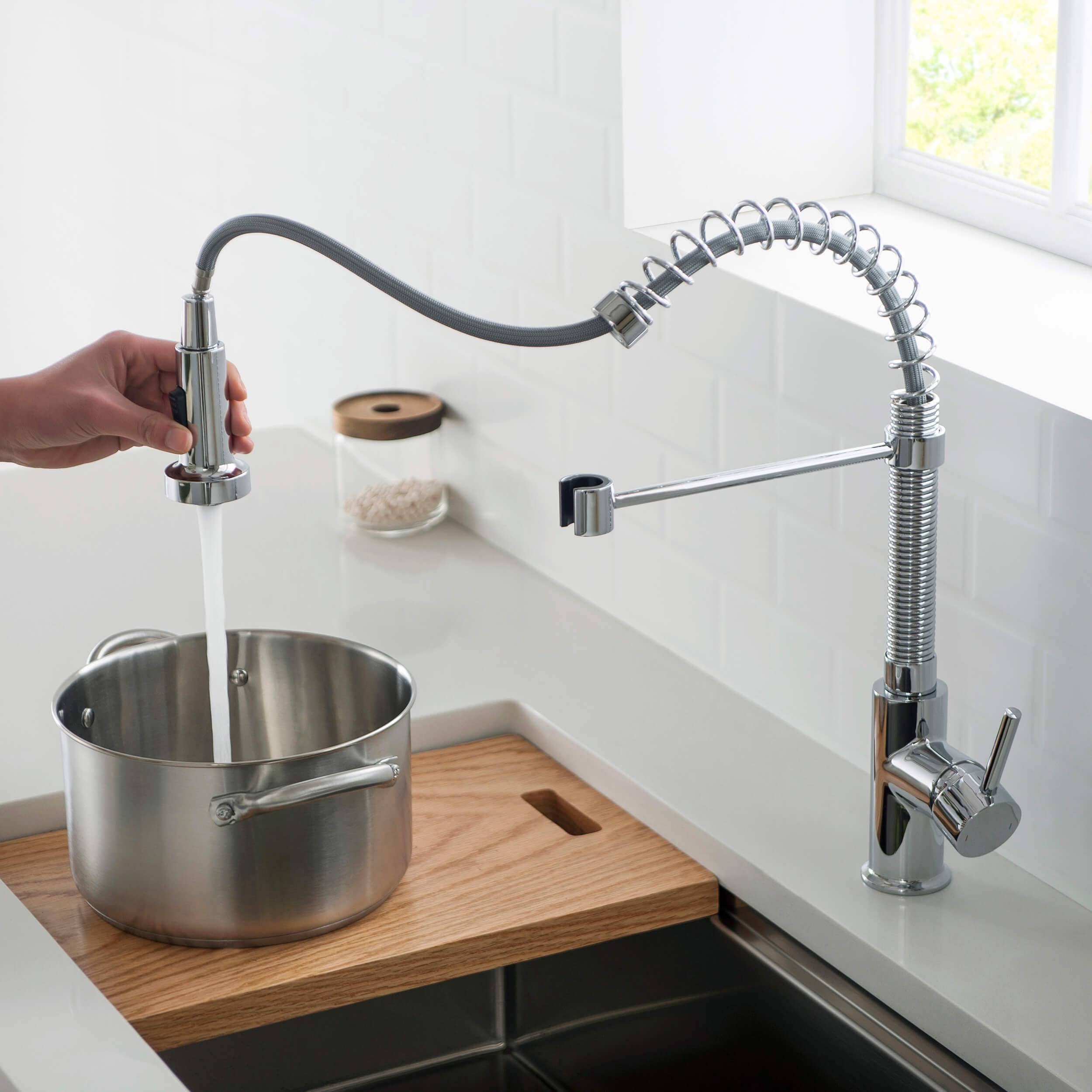Genova Commercial Style Single Handle Pull Down Kitchen Sink Faucet - CKF-2003