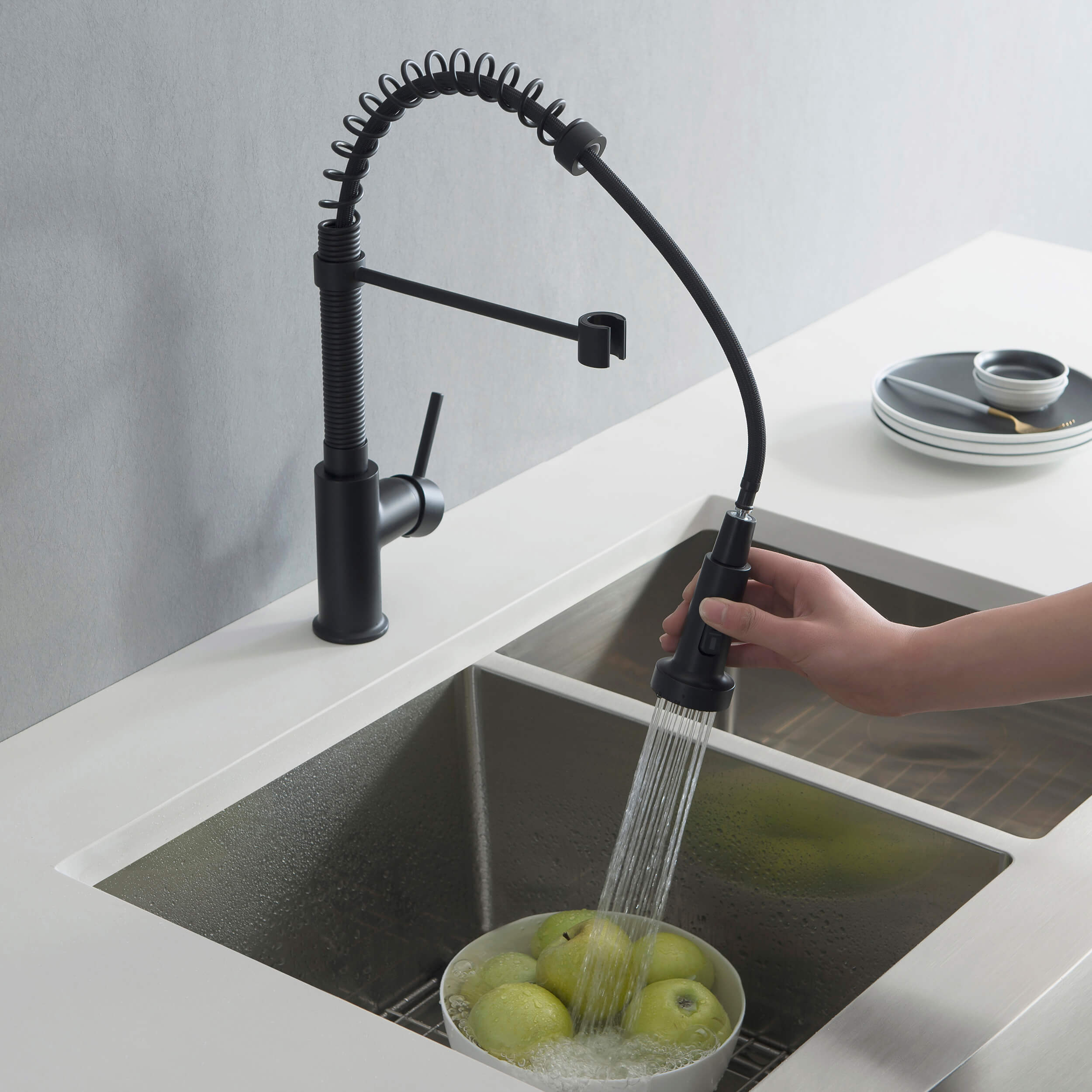 Genova Commercial Style Single Handle Pull Down Kitchen Sink Faucet - CKF-2003