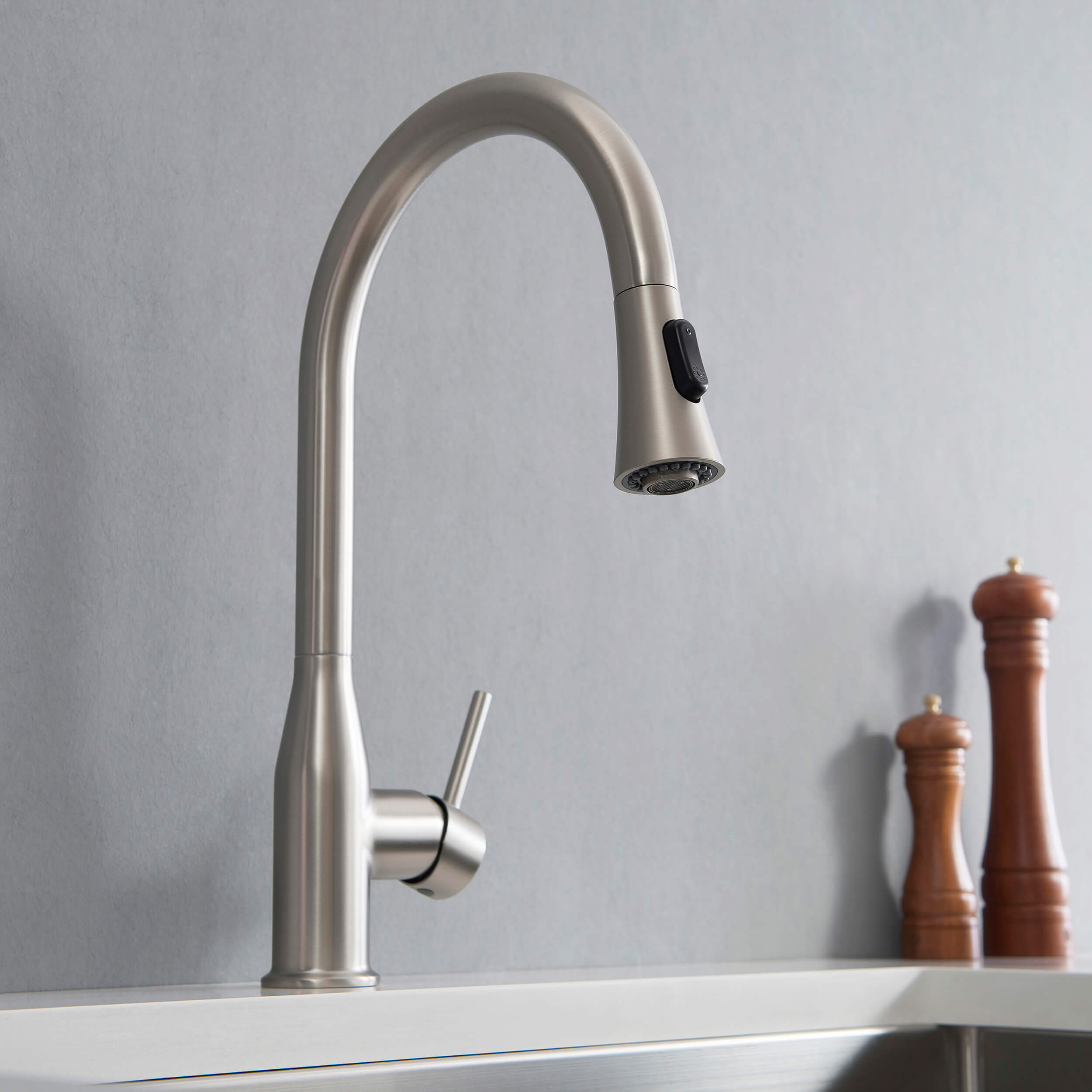 Mesa Single Handle Pull Down Kitchen Sink Faucet - CKF-2005