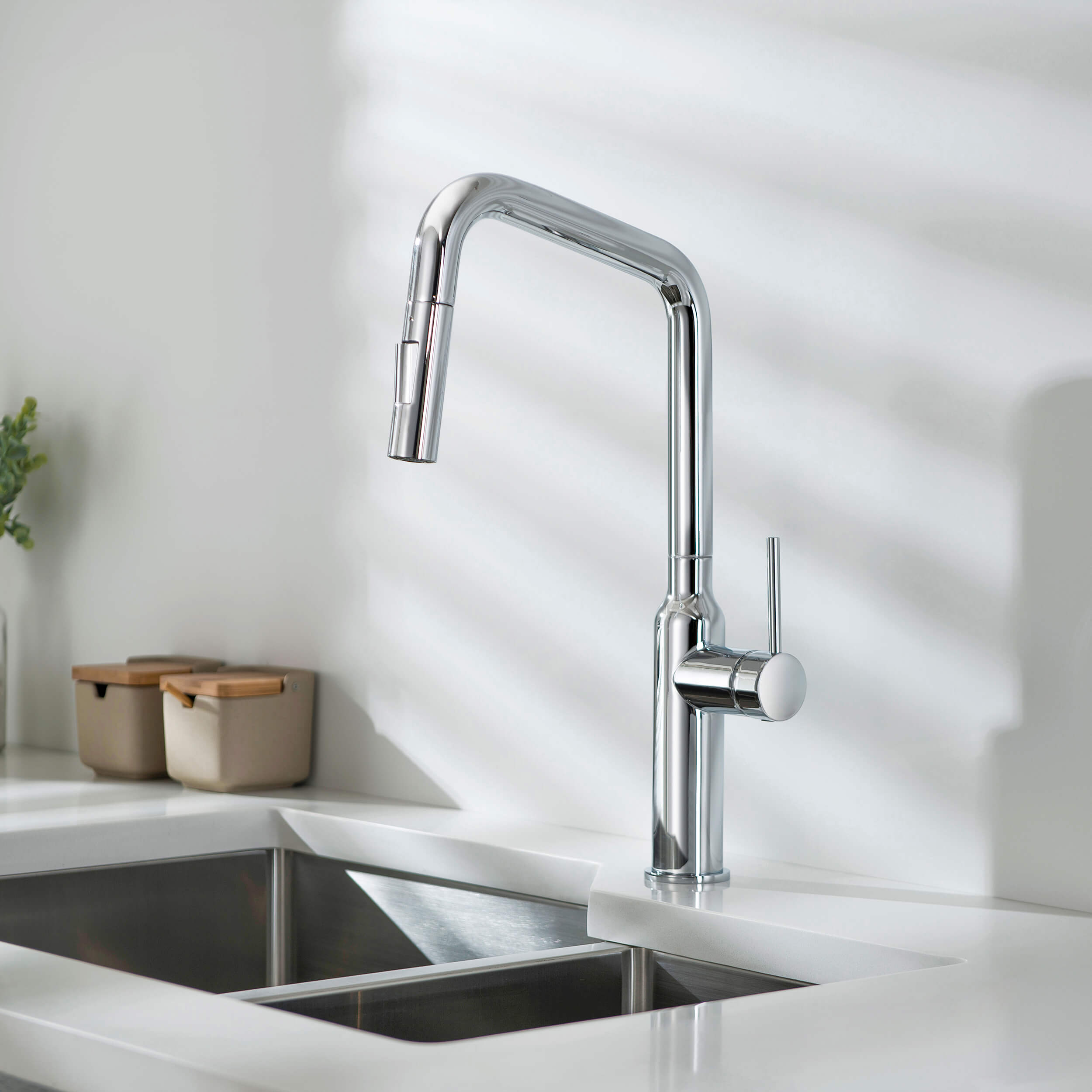 Tampa Single Handle Pull Down Kitchen Sink Faucet - CKF-2007