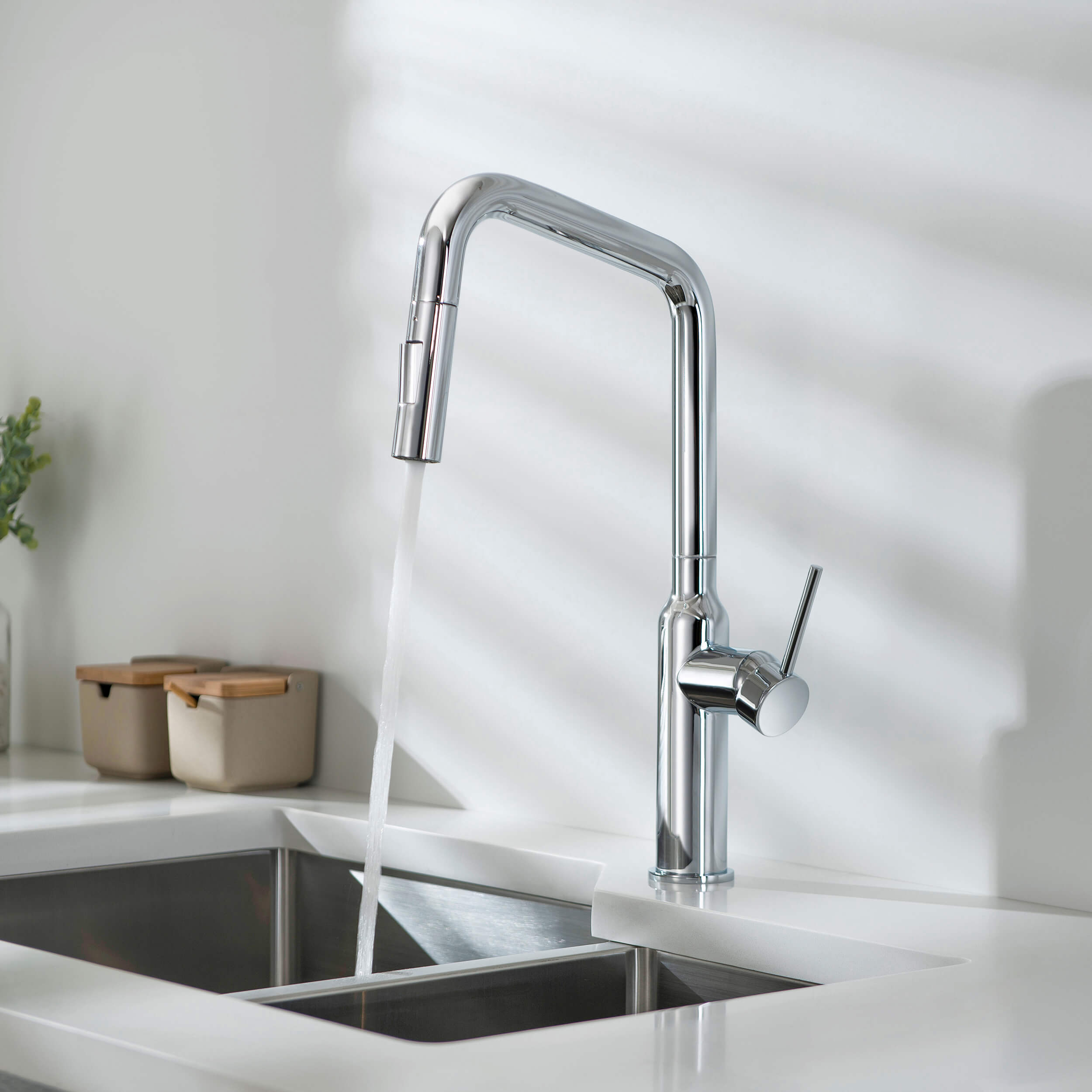 Tampa Single Handle Pull Down Kitchen Sink Faucet - CKF-2007