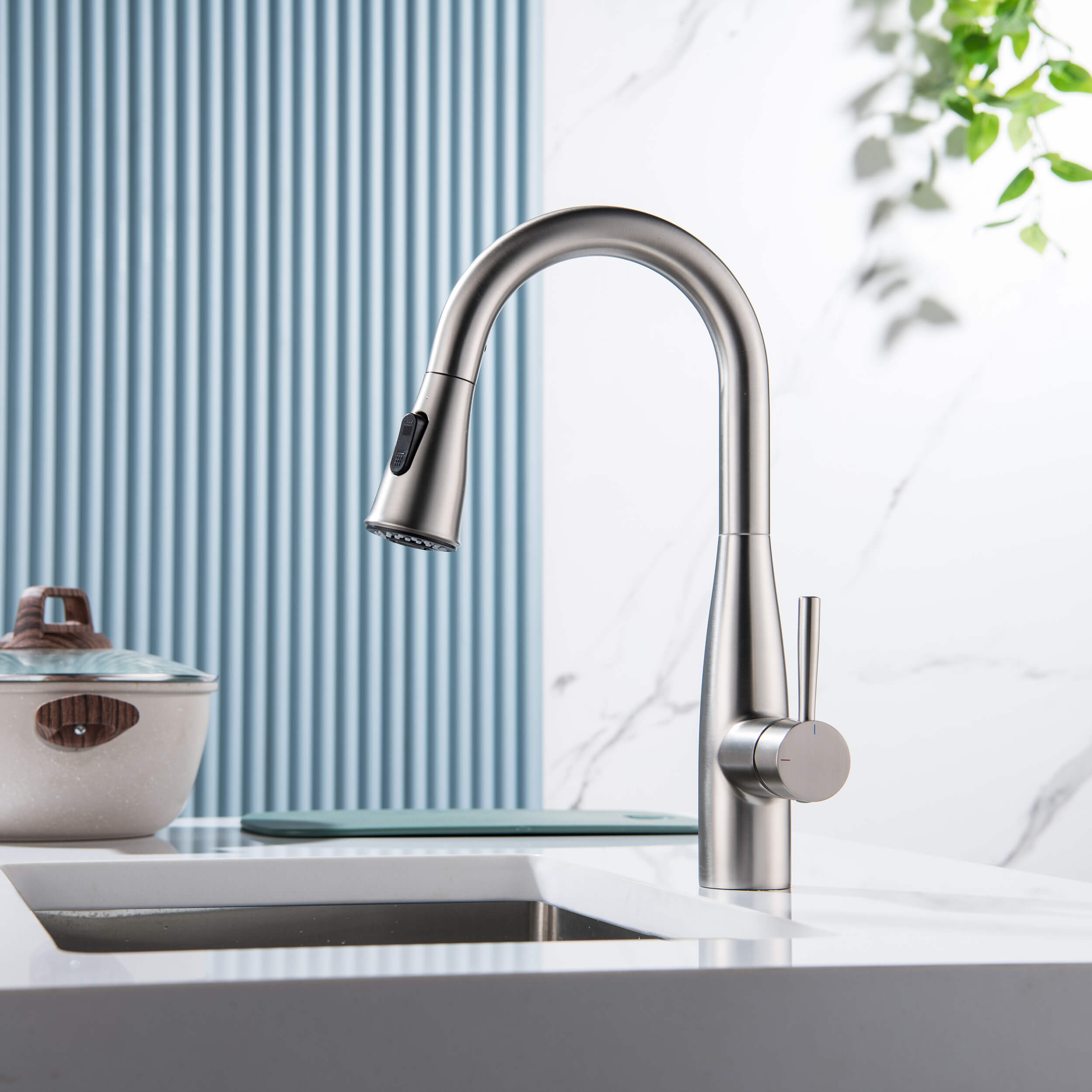 Plano Single Handle Pull Down Kitchen & Bar Sink Faucet - CKF-2015