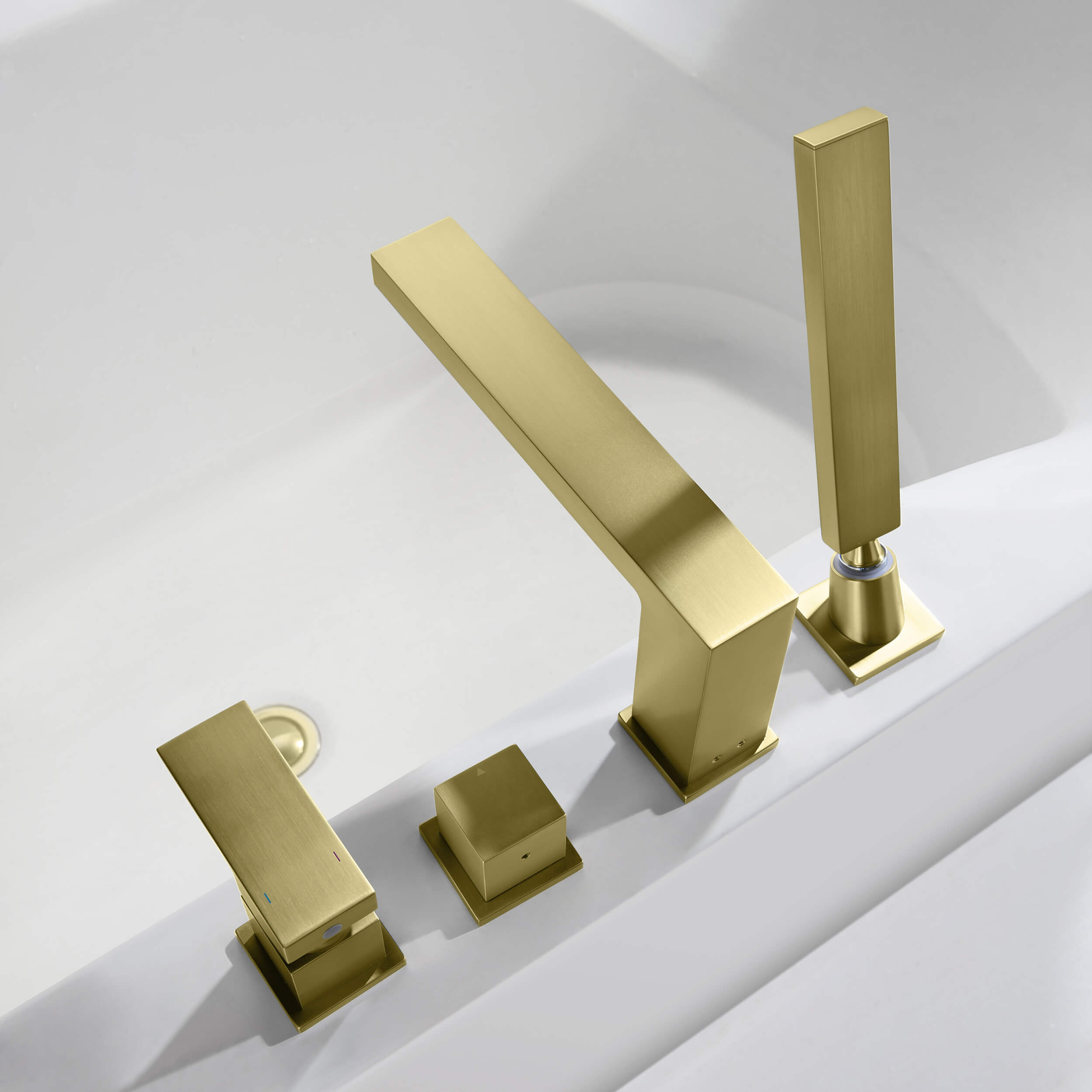 Quadra Deck Mounted Roman Bathtub Faucet with Hand Shower - CTF-3102