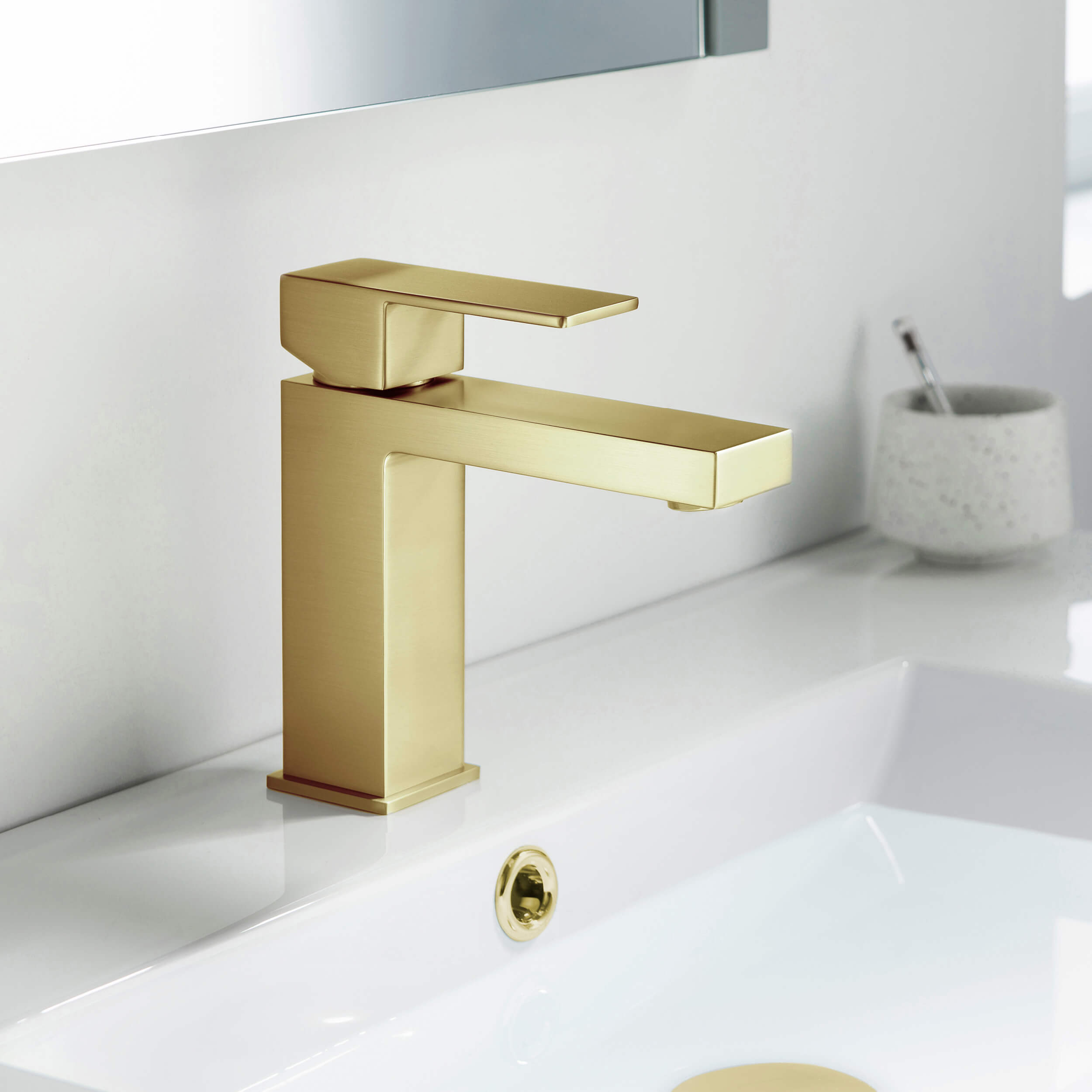 Value Collection - Single Handle Bathroom Vanity Sink Faucet with Pop Up Drain - F202 - Shop at Home Craft Studio - 3
