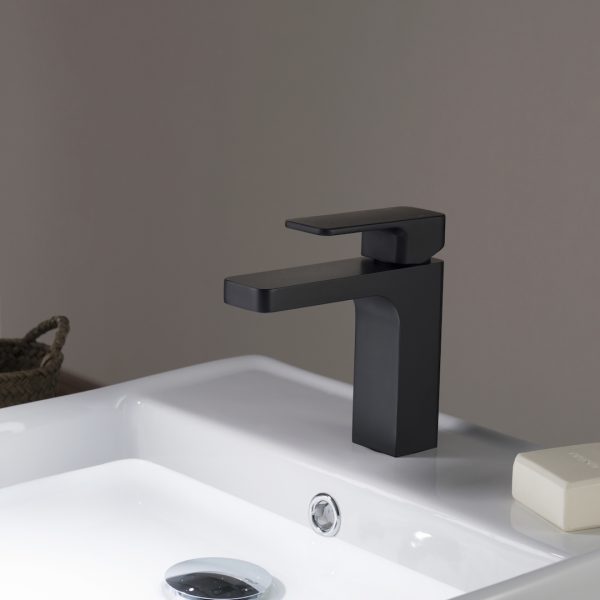 Single Handle Lavatory Faucet – F01 118