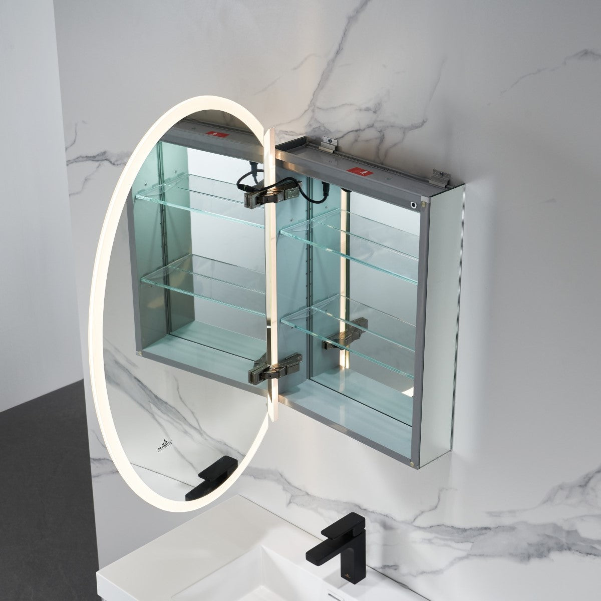 Spica – 24 Inch LED Medicine Cabinet