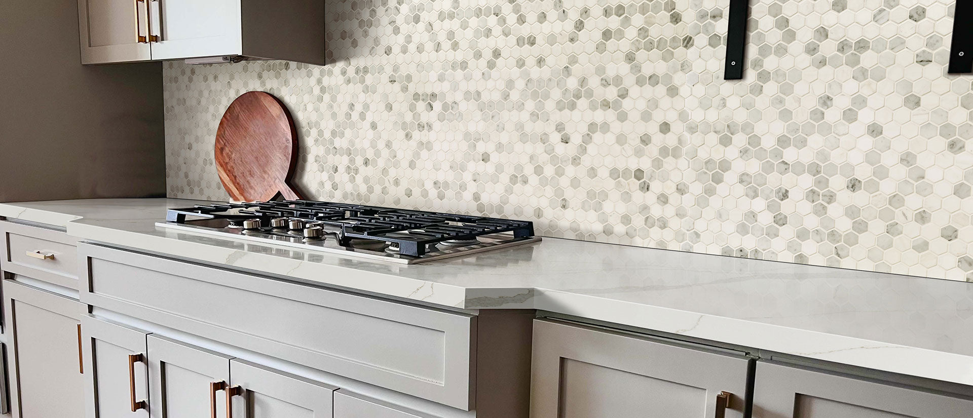 Calacatta Idillio Countertops - Shop at Home Craft Studio - 11