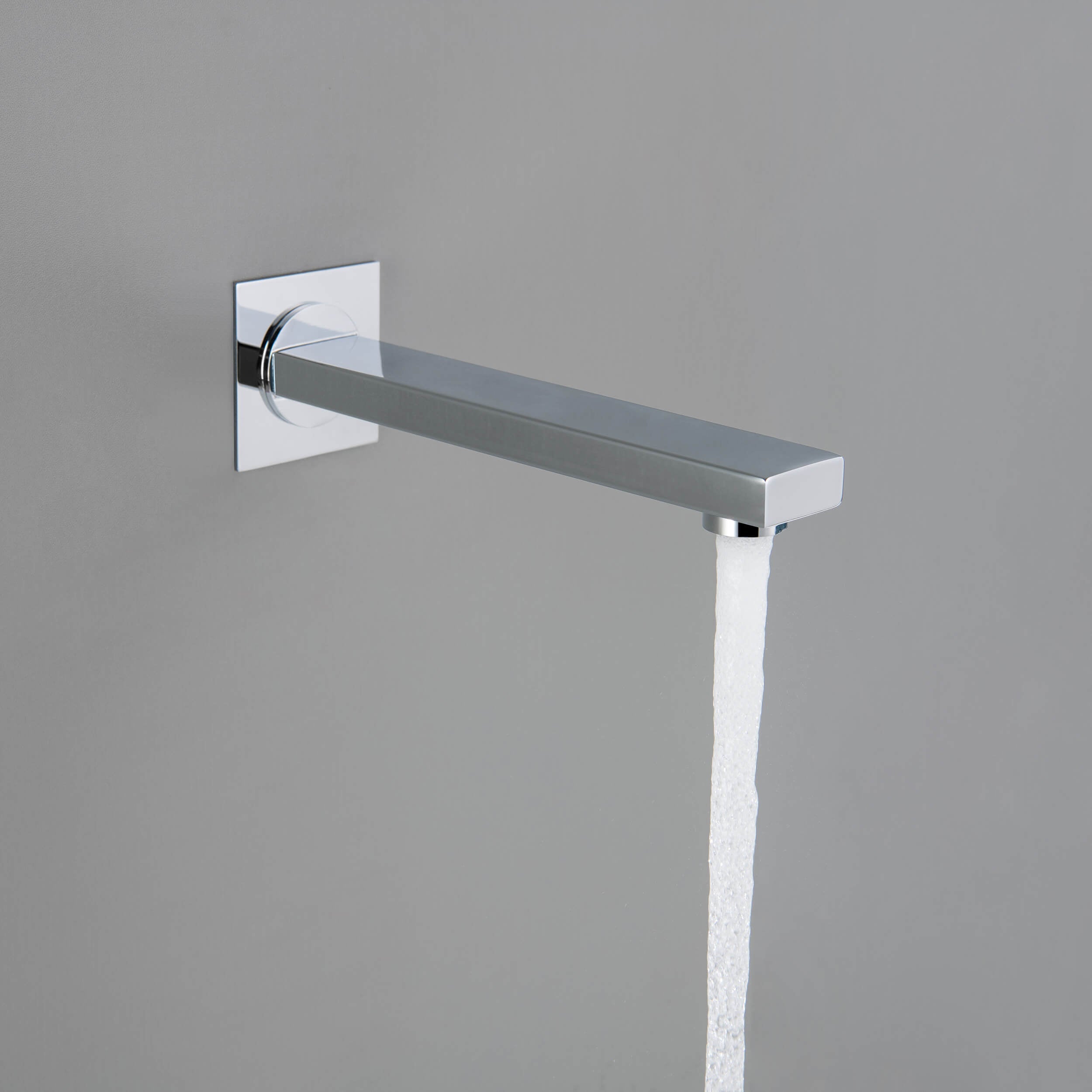 Quadra Metal Tub Spout - TS101