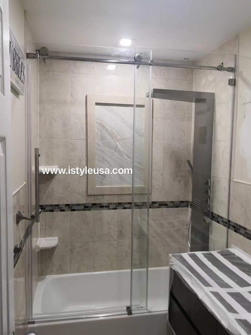 BR01 Joseph Frameless Single Sliding Tub Door with Klearteck Treatment (3/8" Thickness) (Chrome)