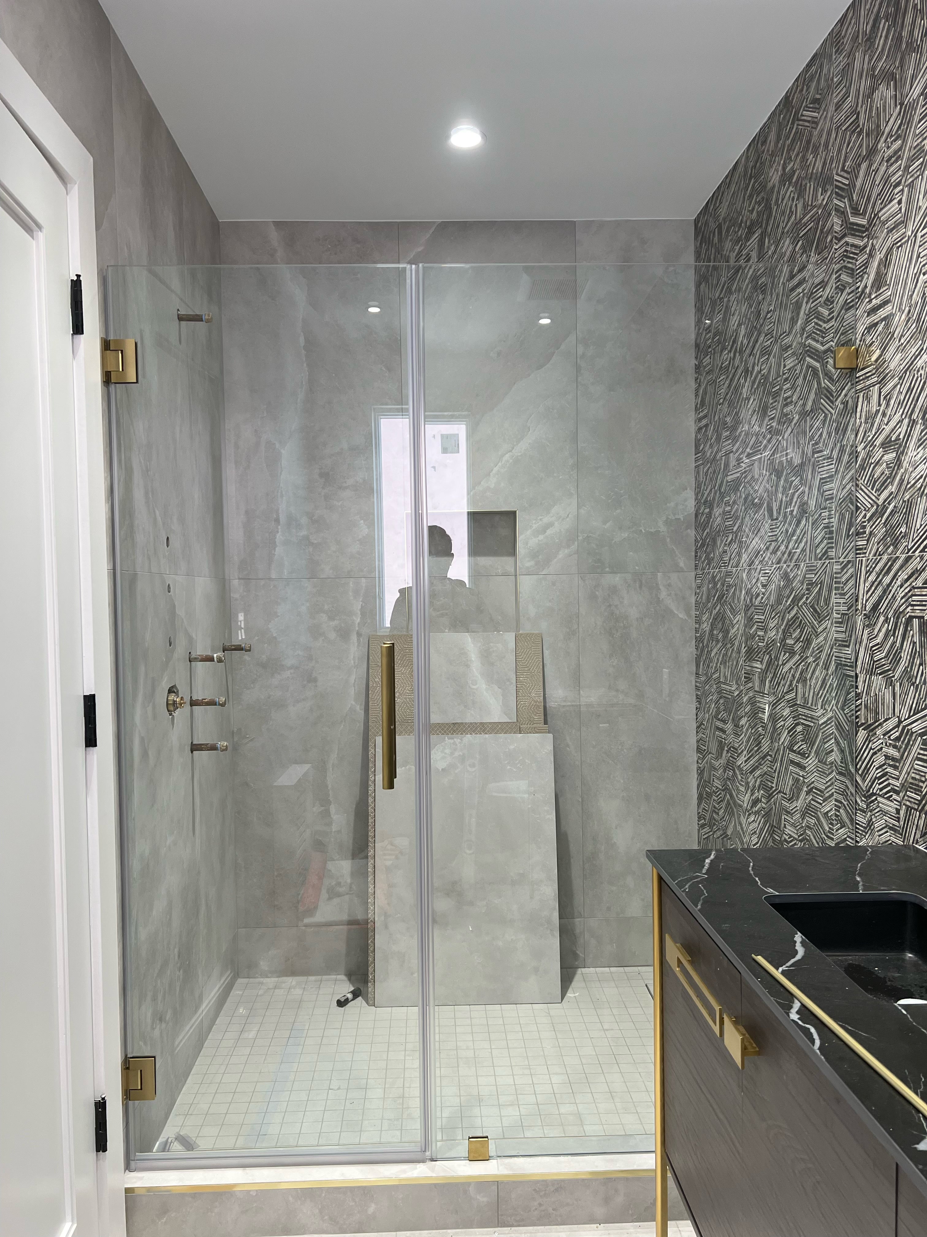 1PC Miko Hinge Door (Chrome)