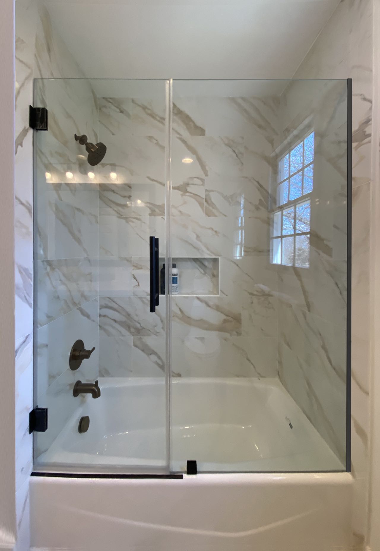 2PC Miko Tub Hinge On Wall (Hinge Series J) (Matte Black)