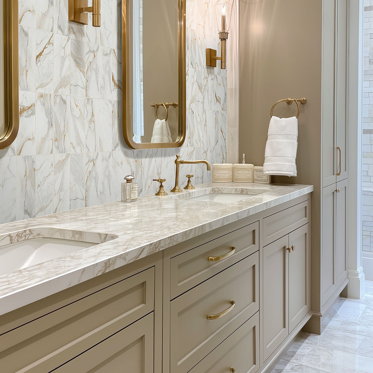 Calacatta Gold Matte Subway Tile 4x12