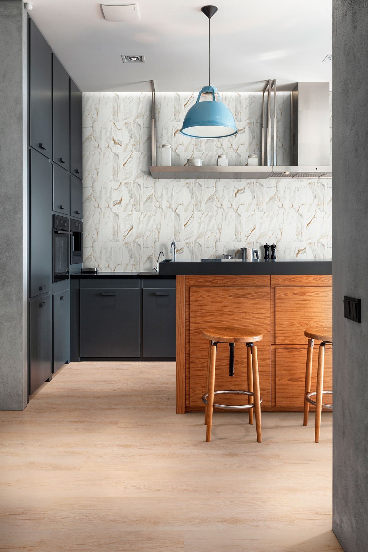 Calacatta Gold Matte Subway Tile 4x12