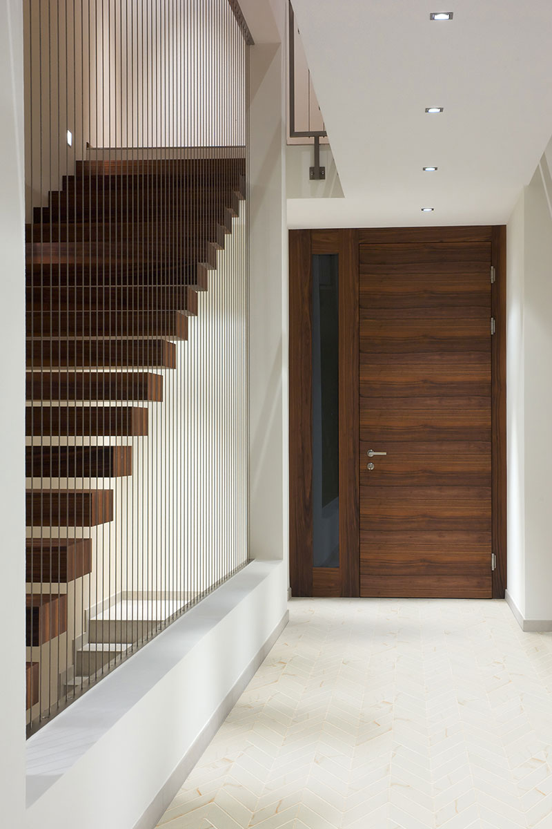 Eden Calacatta Porcelain Tile