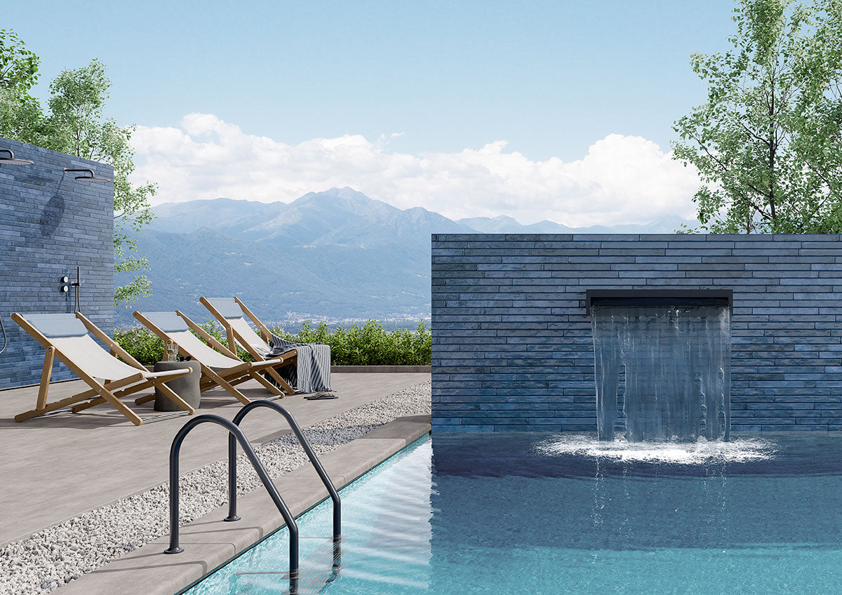 Hale Navy 2x18 Glossy