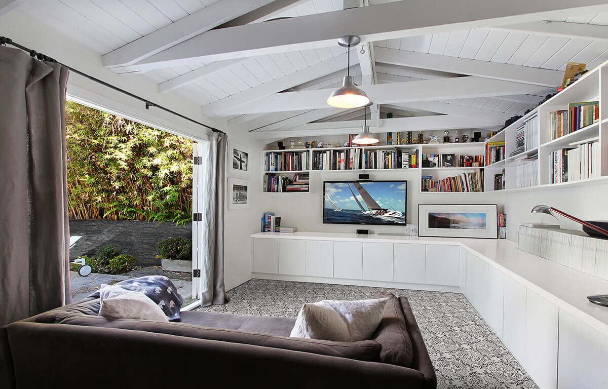 GLACIAL BLACK LEDGER CORNER Wall Tile - Shop at Home Craft Studio | Call