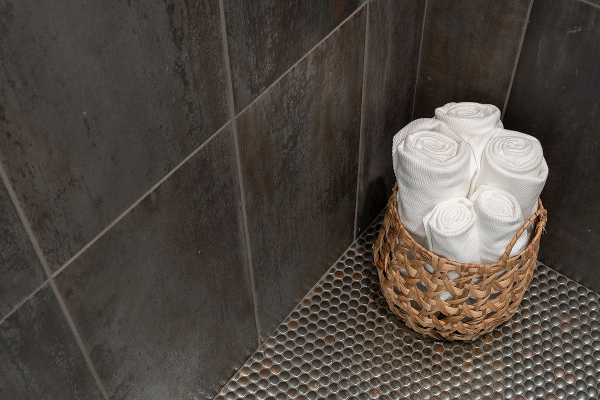 Metallico Penny Round Glass Mosaic Tile