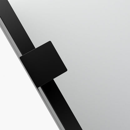 MD01 Walk In Screen