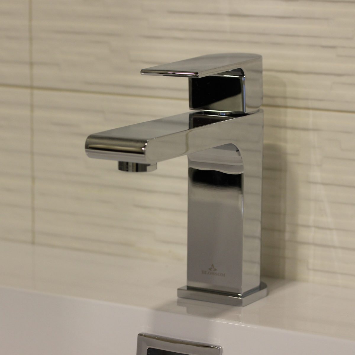 Single Handle Lavatory Faucet – F01 303  - Shop at Home Craft Studio - 2