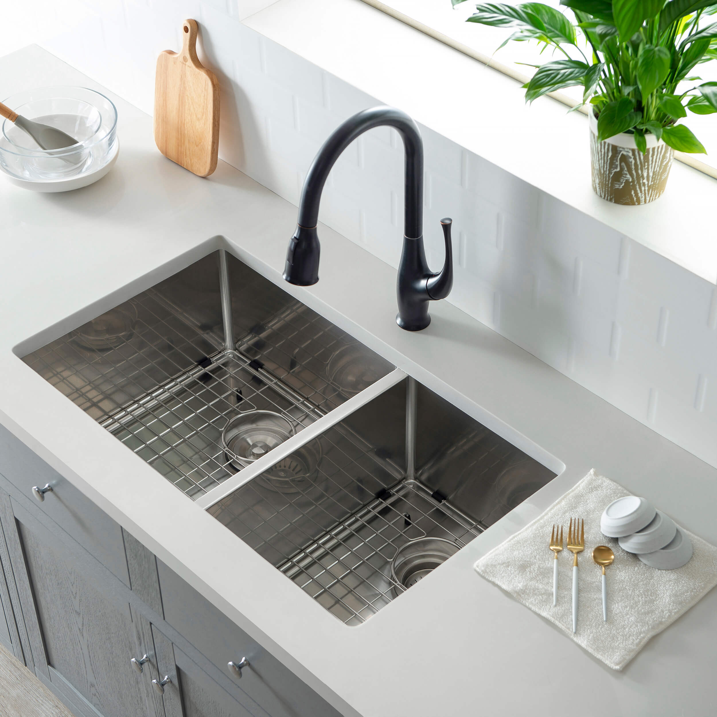 32 3/4" Handcrafted Undermount Double Bowl Stainless Steel Kitchen Sink - C1-33DBS