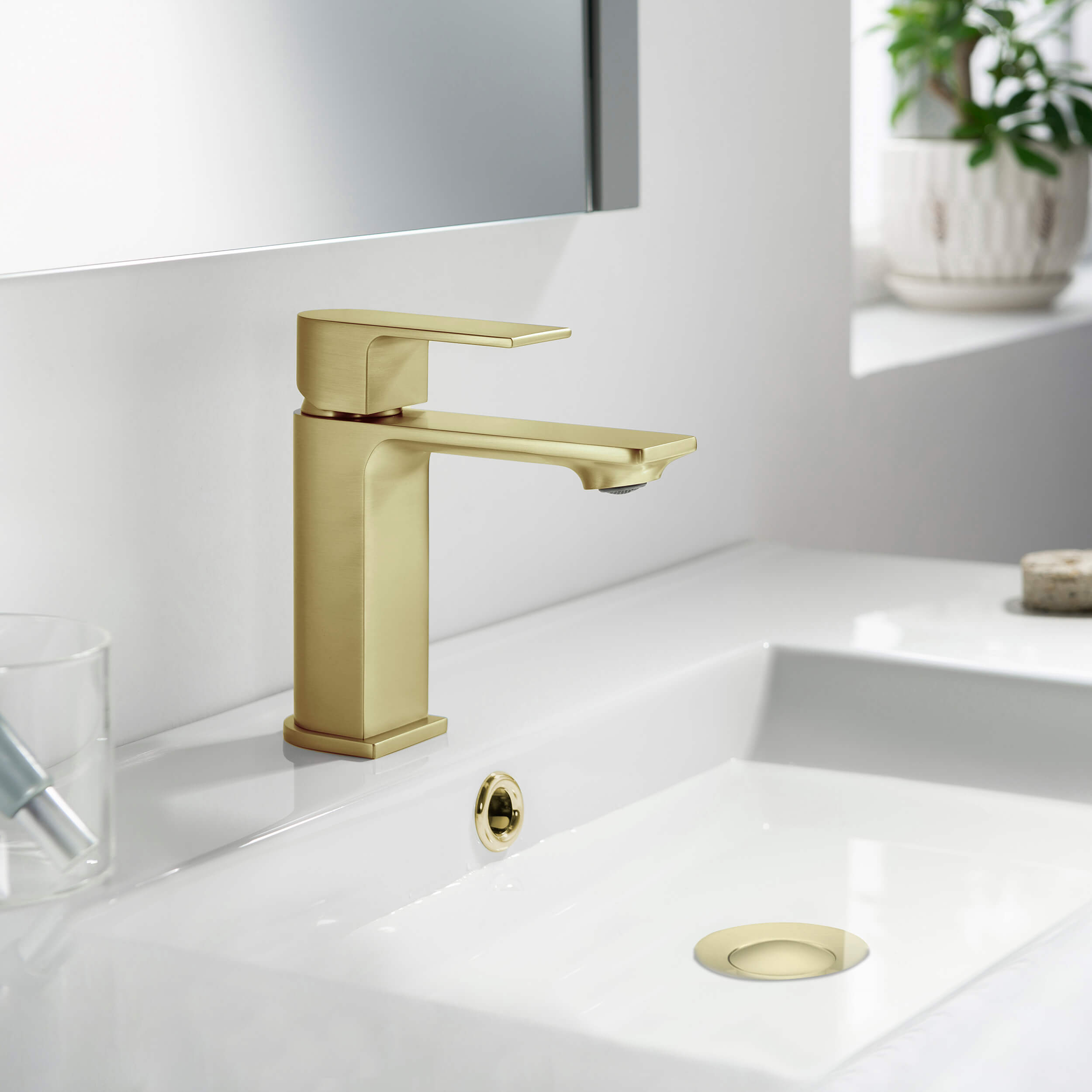 Aurora Single Handle Bathroom Vanity Sink Faucet with Pop Up Drain CBF-1001  - Shop at Home Craft Studio - 3