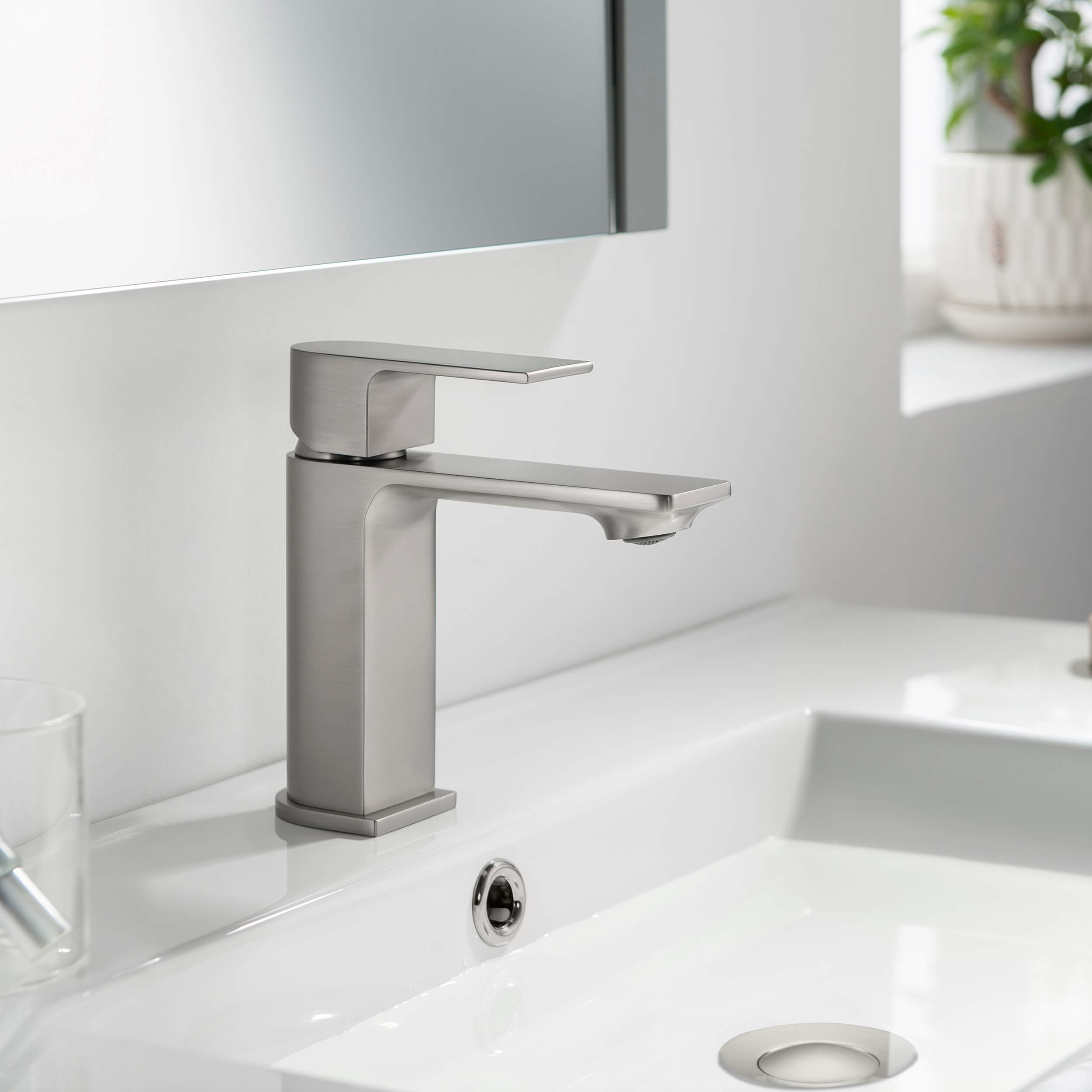 Aurora Single Handle Bathroom Vanity Sink Faucet with Pop Up Drain CBF-1001  - Shop at Home Craft Studio - 9