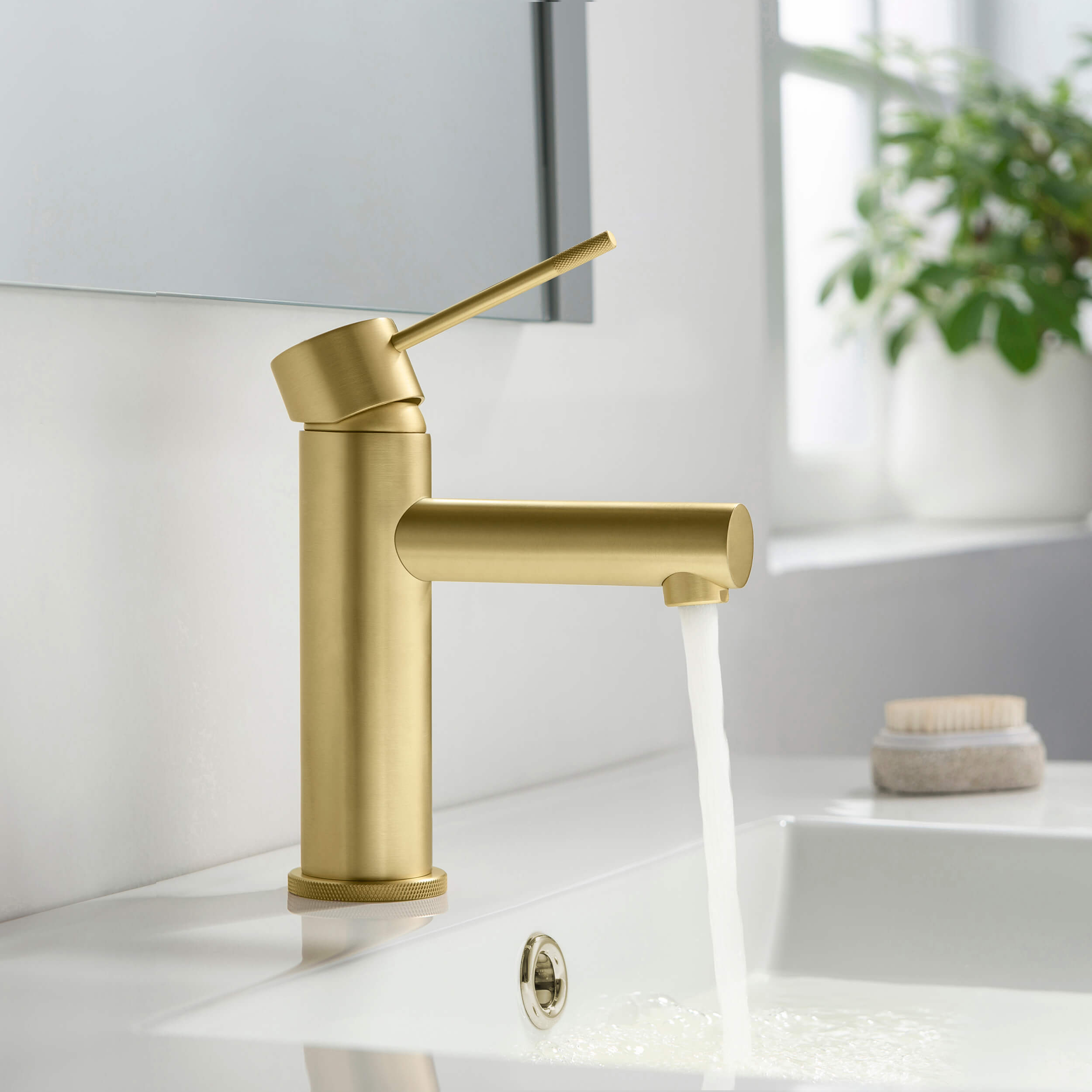 Verona Single Handle Bathroom Vanity Sink Faucet with Pop Up Drain - CBF-1010  - Shop at Home Craft Studio - 4