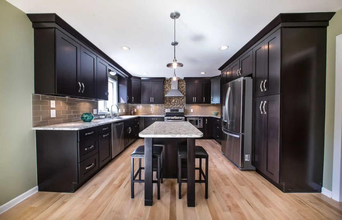 Pepper Shaker Black Kitchen Cabinets