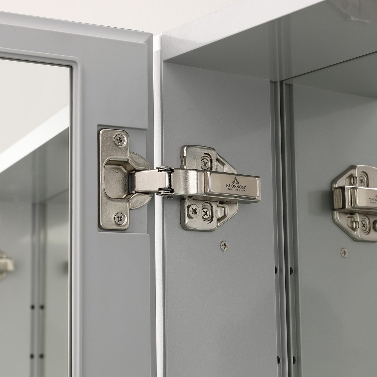 Aluminum Medicine Cabinet with Mirror – MC8 3026