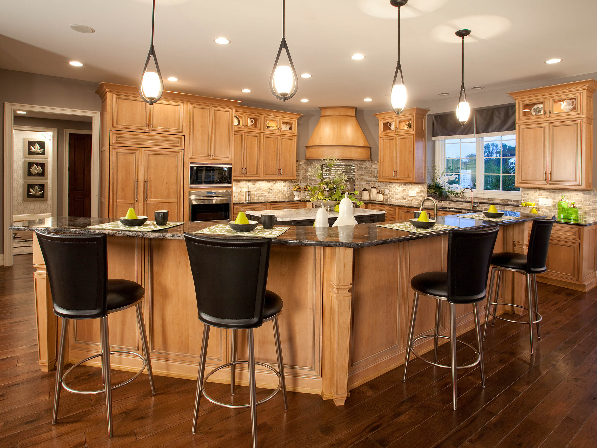 Glenbrook kitchen cabinets - Shop at Home Craft Studio - 2