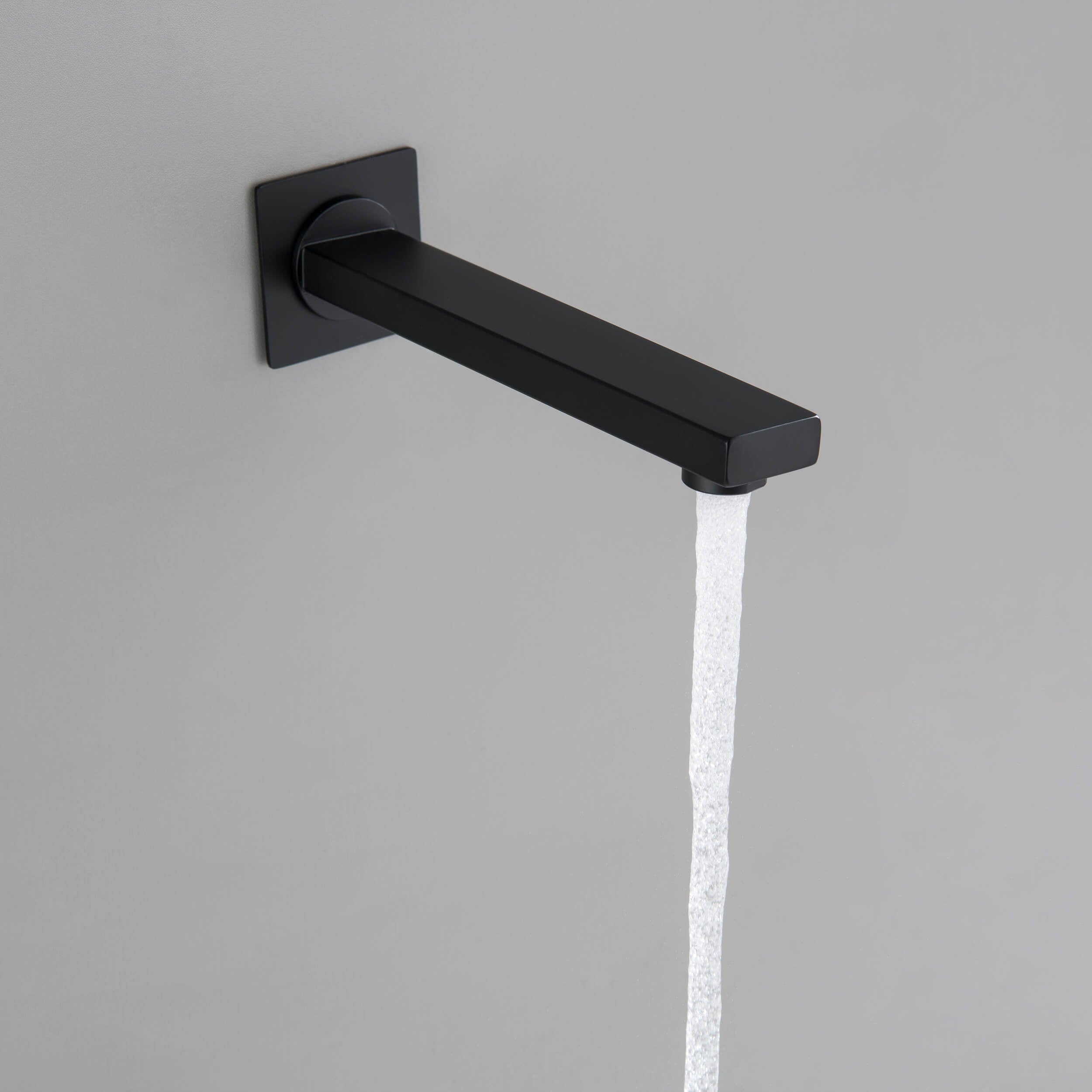 Quadra Metal Tub Spout - TS101