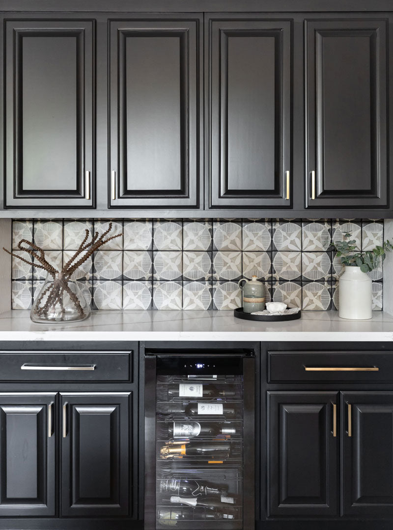 Calacatta Belleza V728 Countertops - Shop at Home Craft Studio - 2