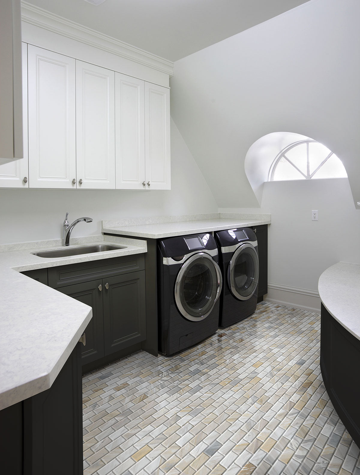 Athena Gold Beveled Tile 2x4