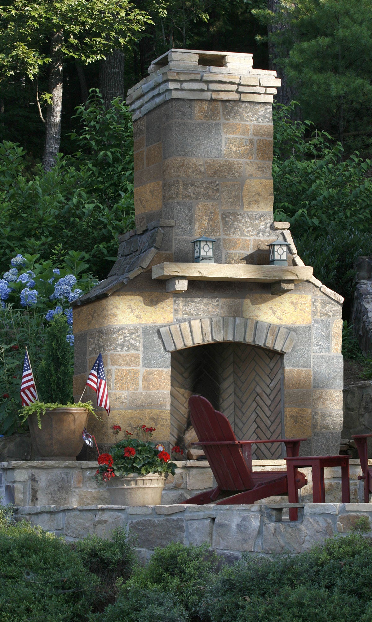 Bedford Brown Sq & Rec