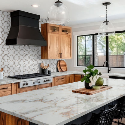 Bianco Quatrefoil Polished 10mm