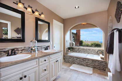 Ivory Travertine 3/4x3/4x12 Honed Pencil Molding