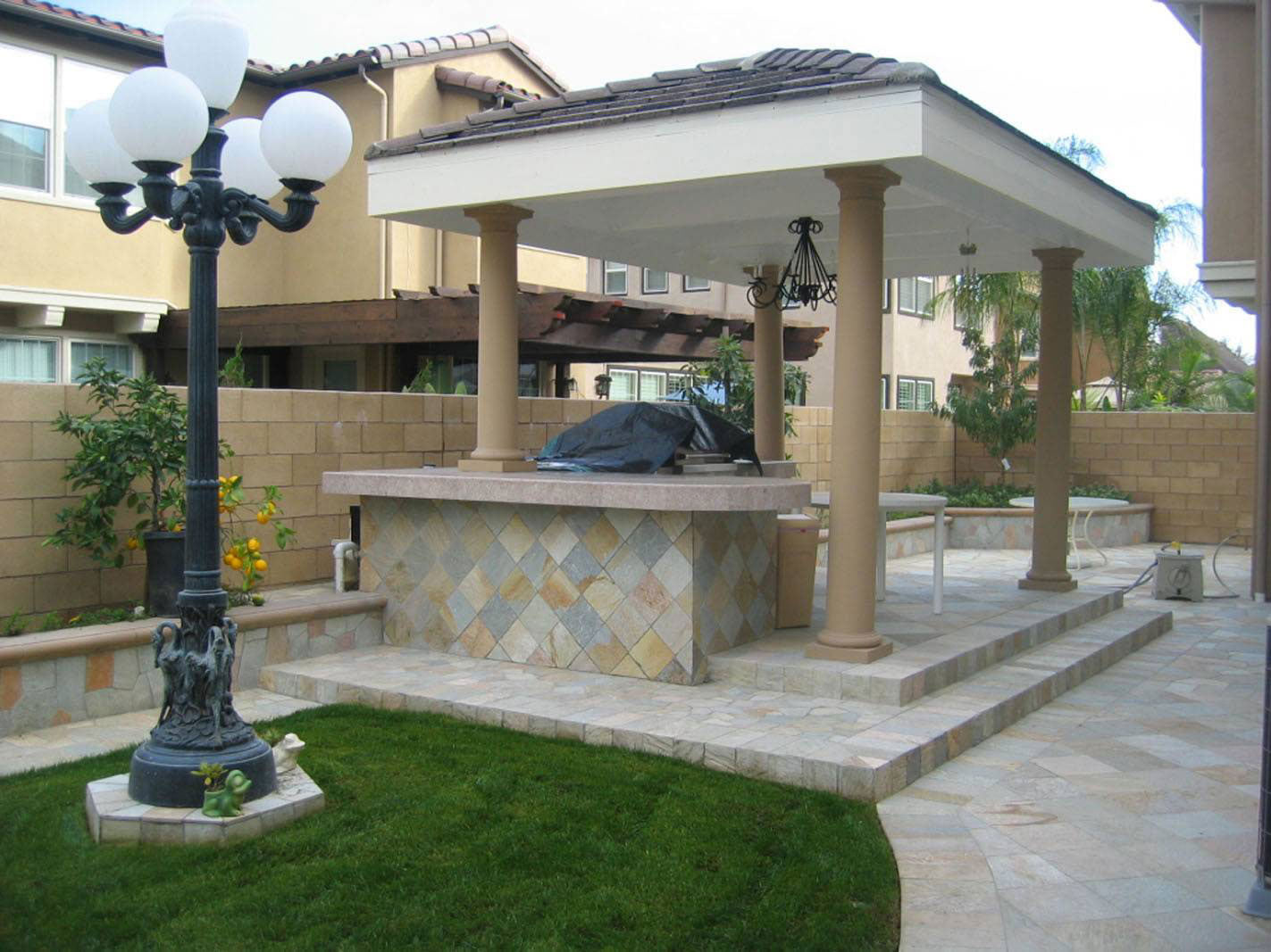 Golden White Quartzite