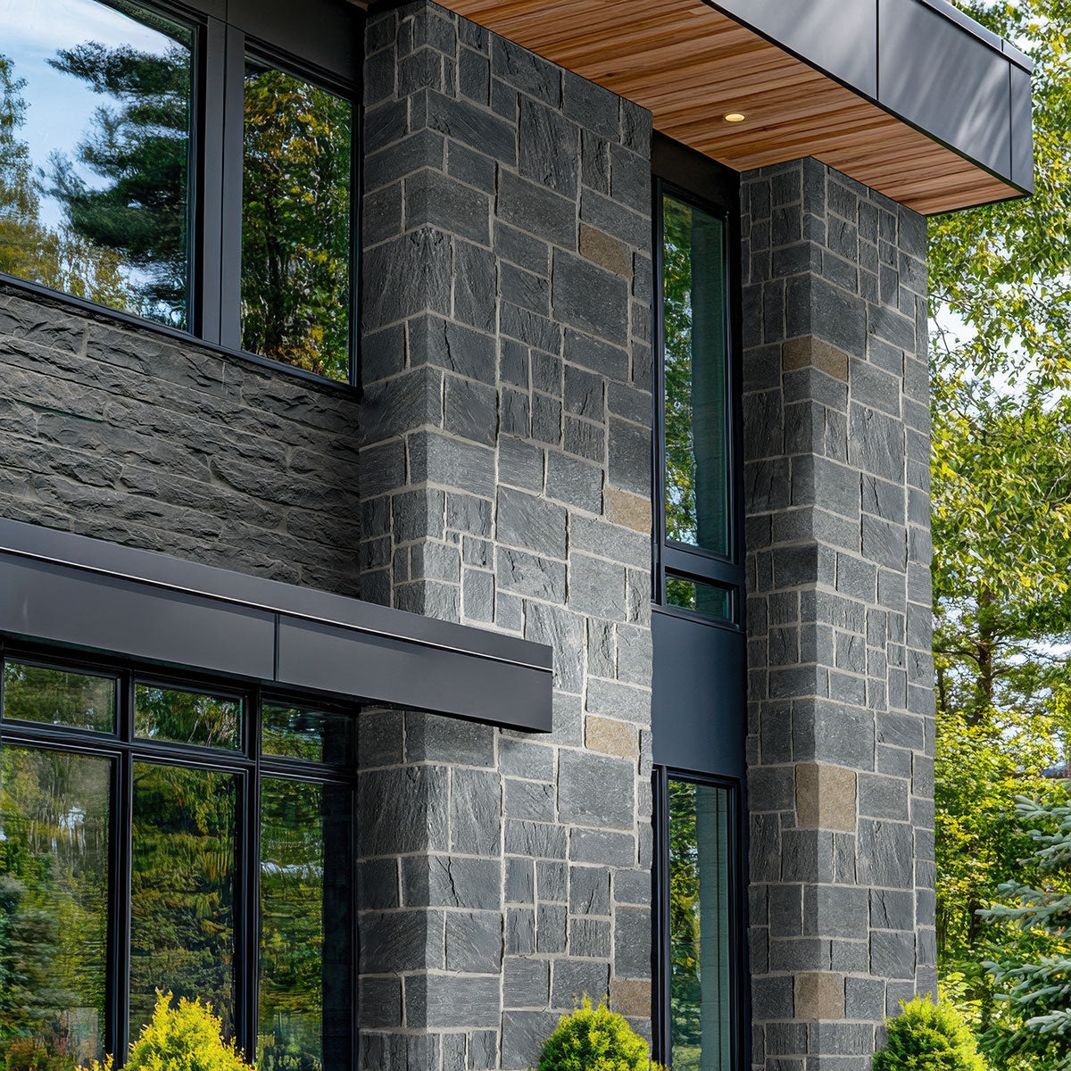 Midnight Canyon Ledgestone